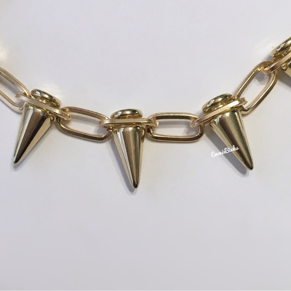 New Golden Pet Spike Collar Necklace | Spike Chain Dog Collar | Fun Photo Prop - Picture 5 of 15